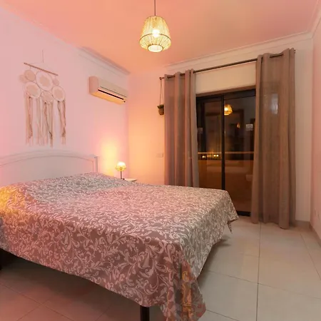 Sol & Areias Da Rocha ポルティマン